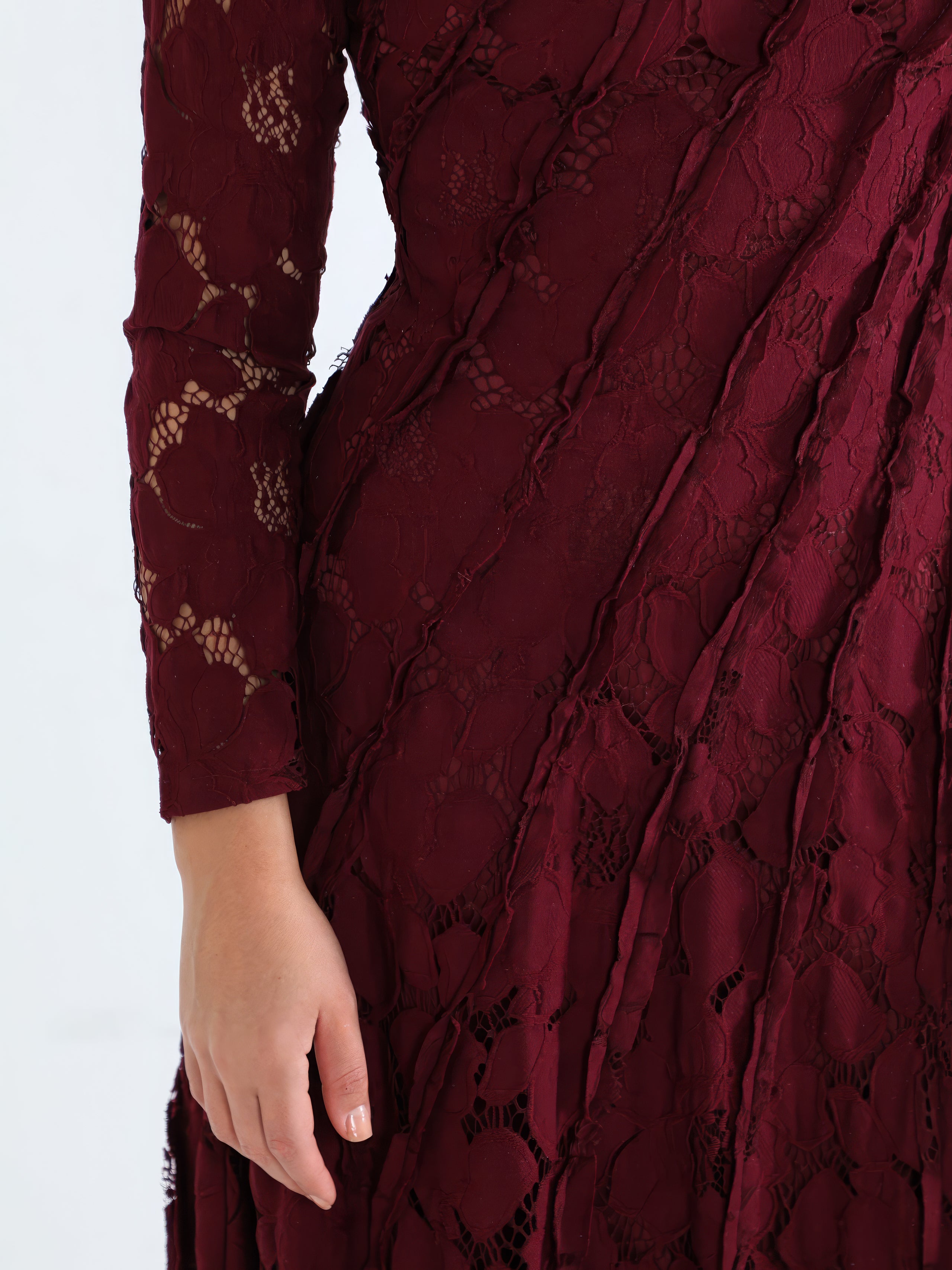 فستان نسائي