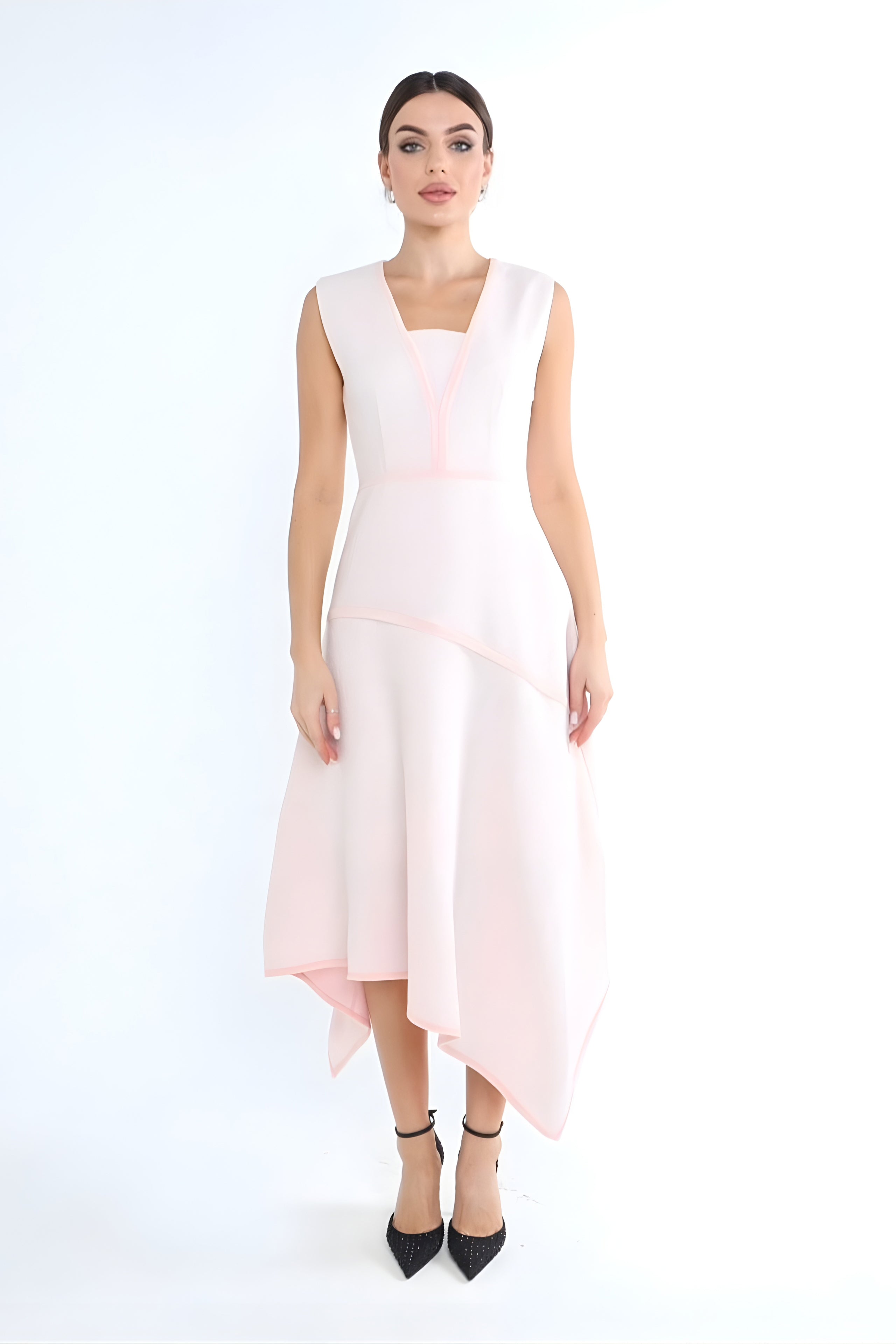 فستان نسائي