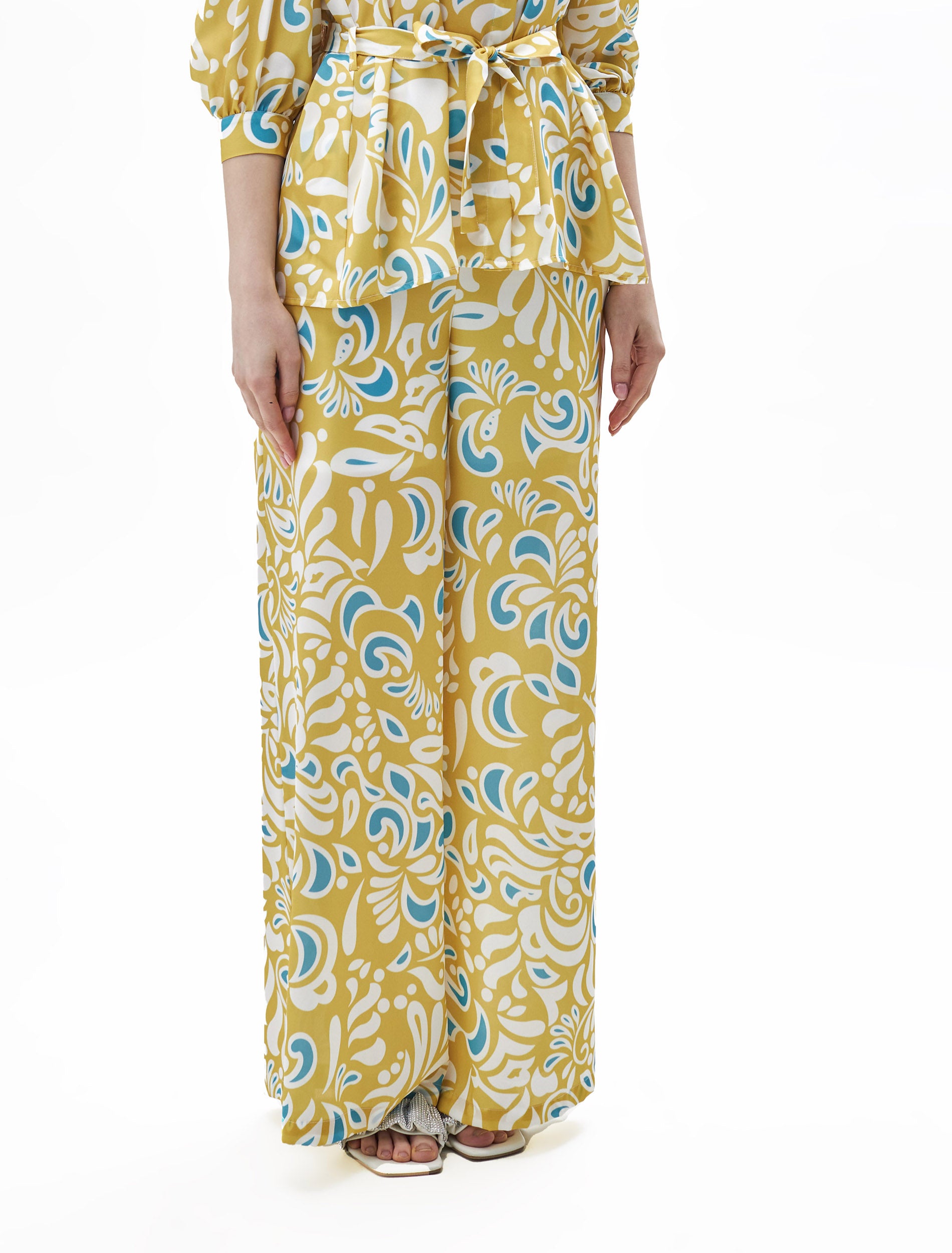 تنورة فيلينثا