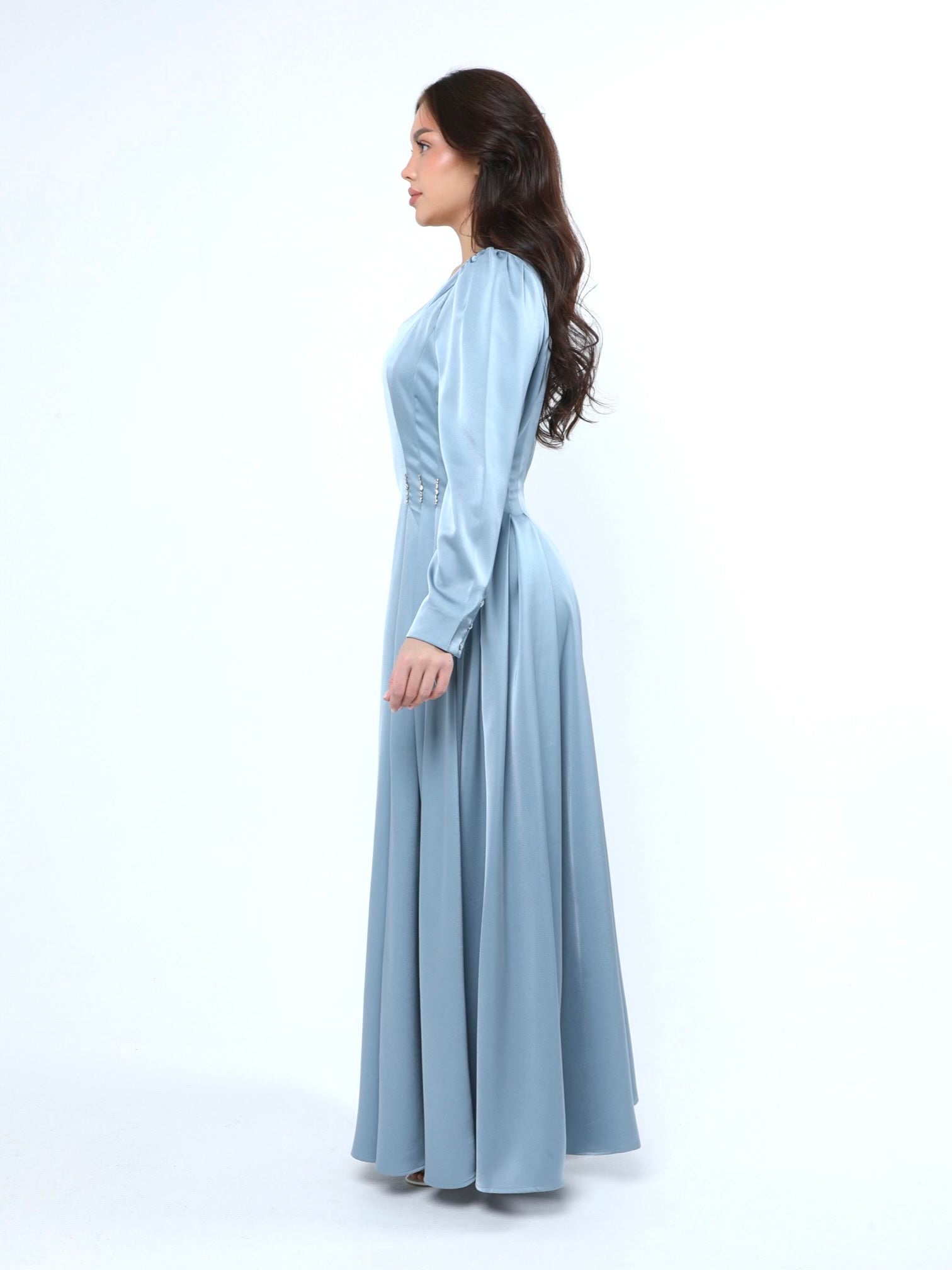 فستان نسائي