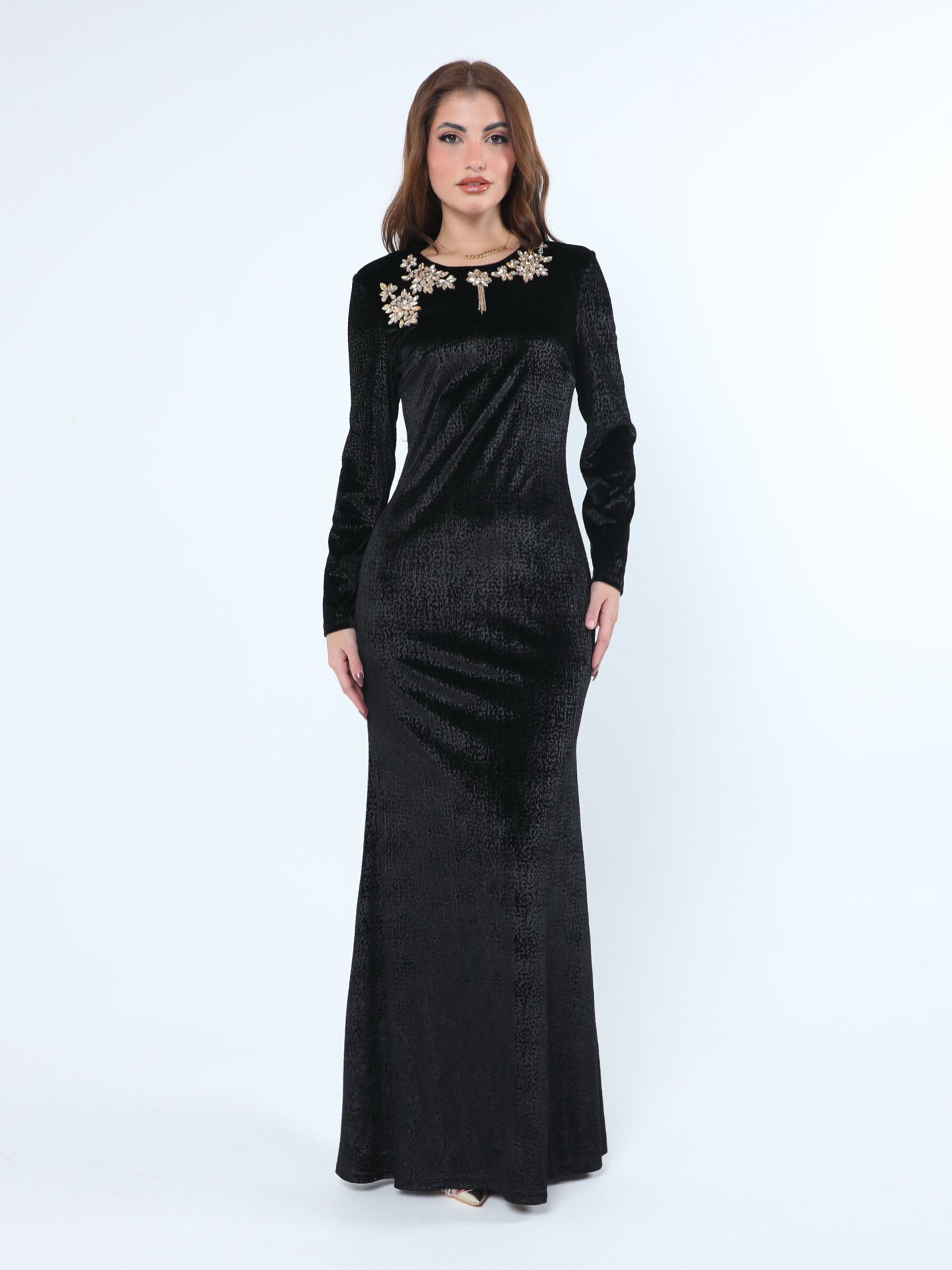 فستان نسائي