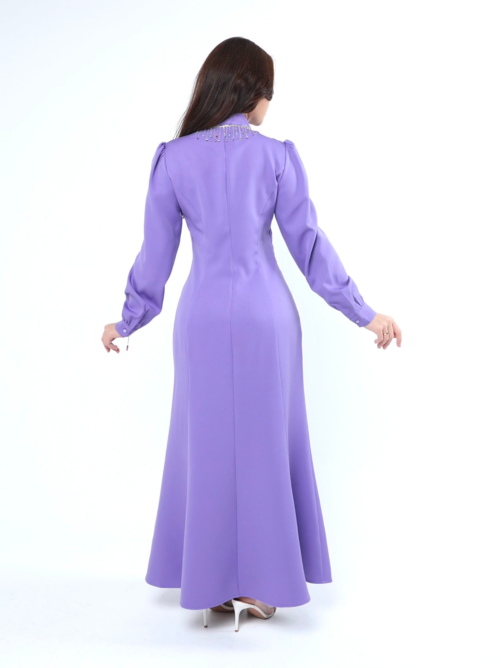 فستان نسائي