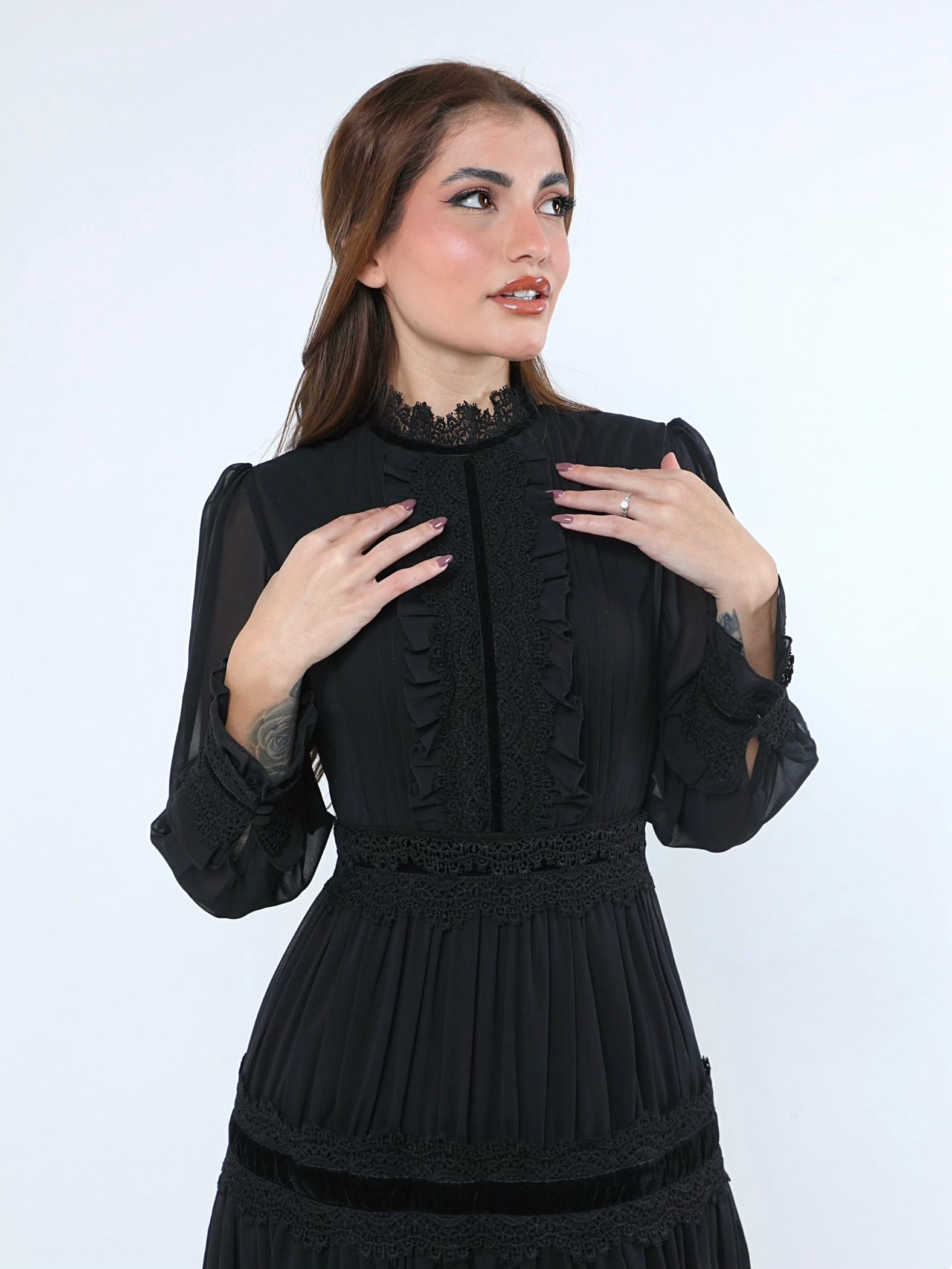 فستان نسائي