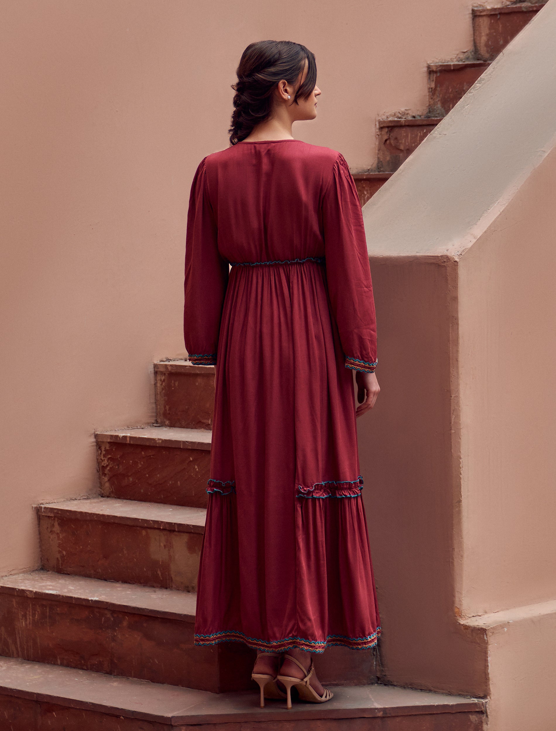 فستان ميرال اسود