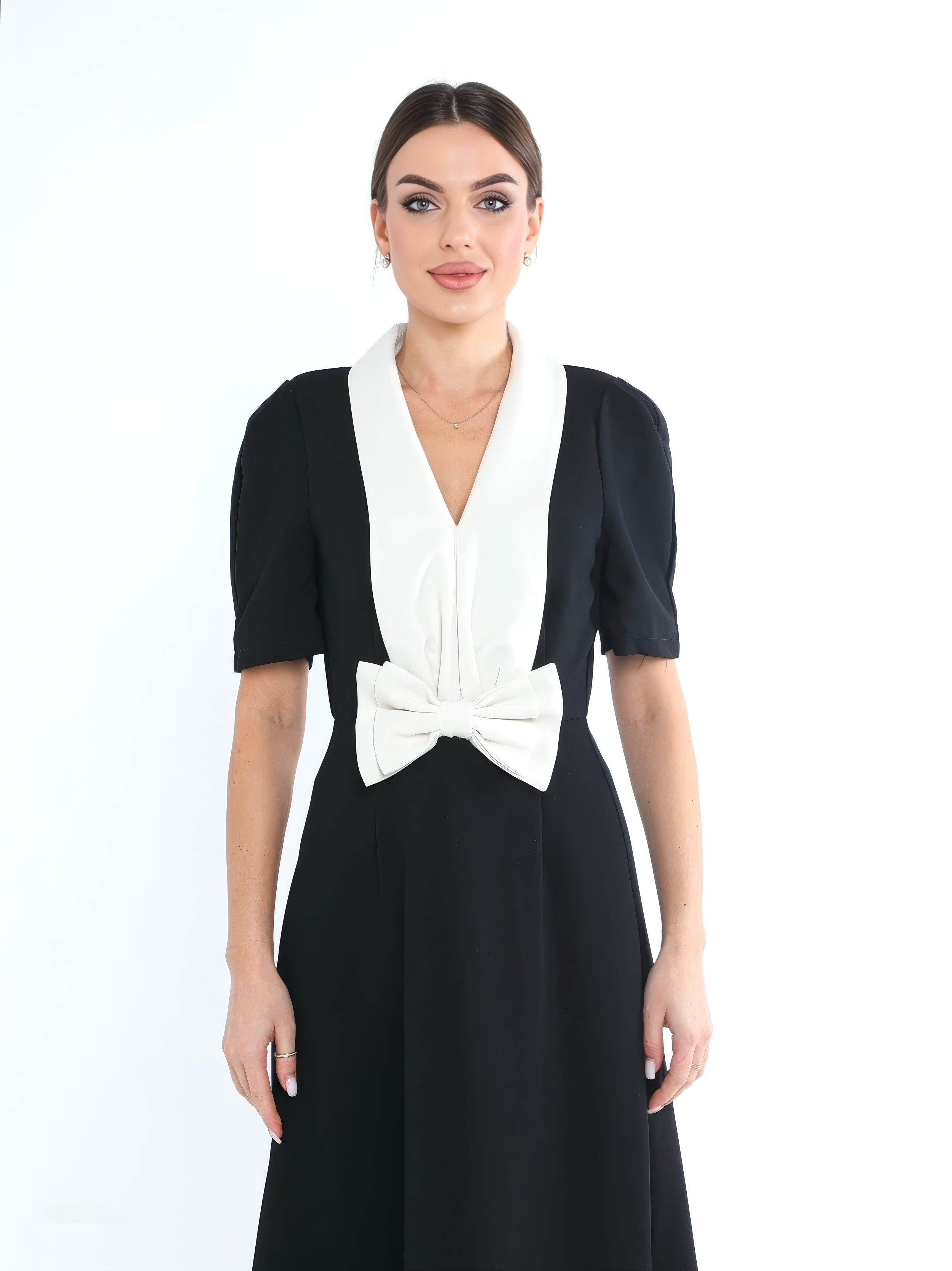 فستان نسائي