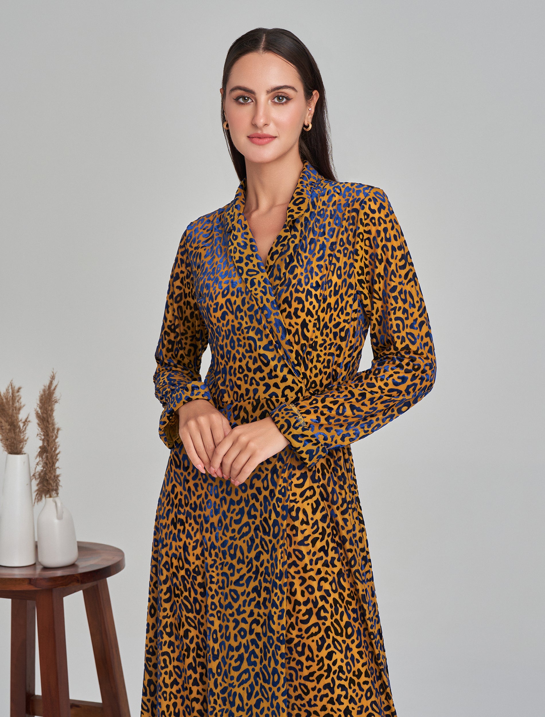 23018 blue leopard (1)