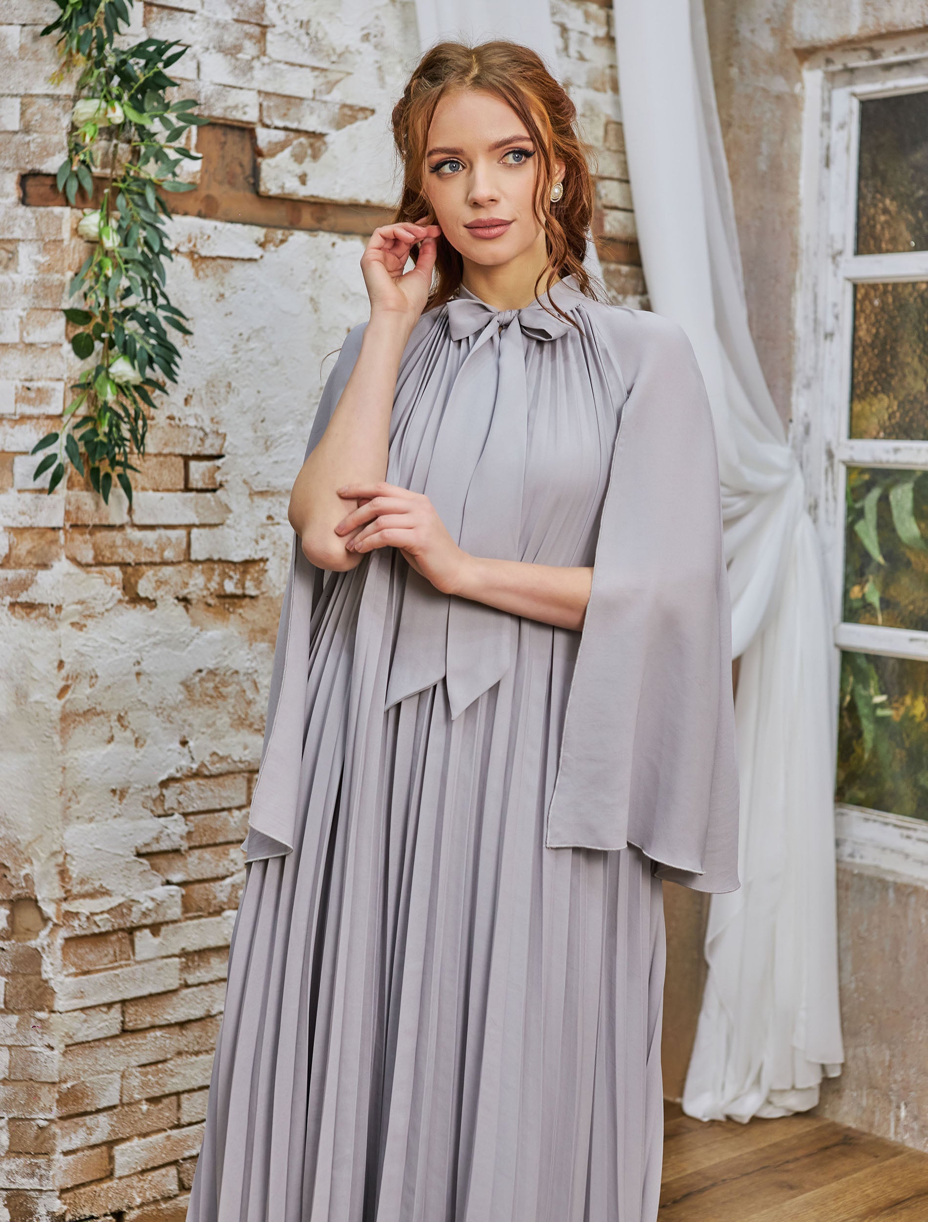 فستان روزان رمادي