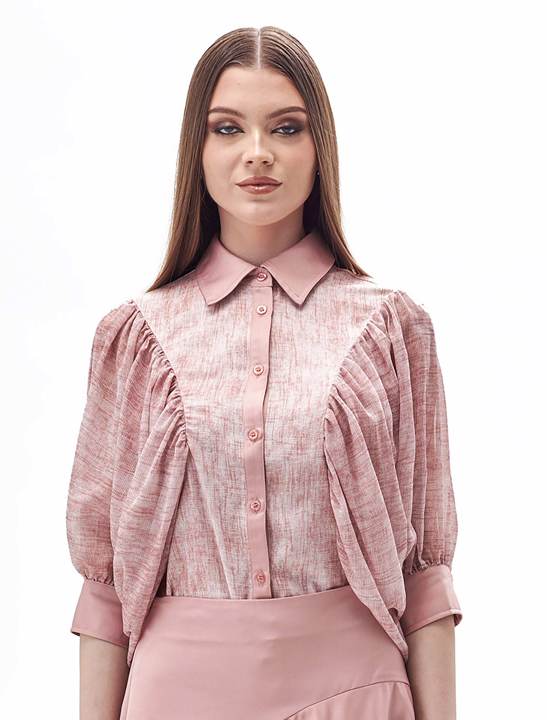 بلوزة جيليان