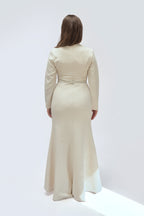 فستان نسائي