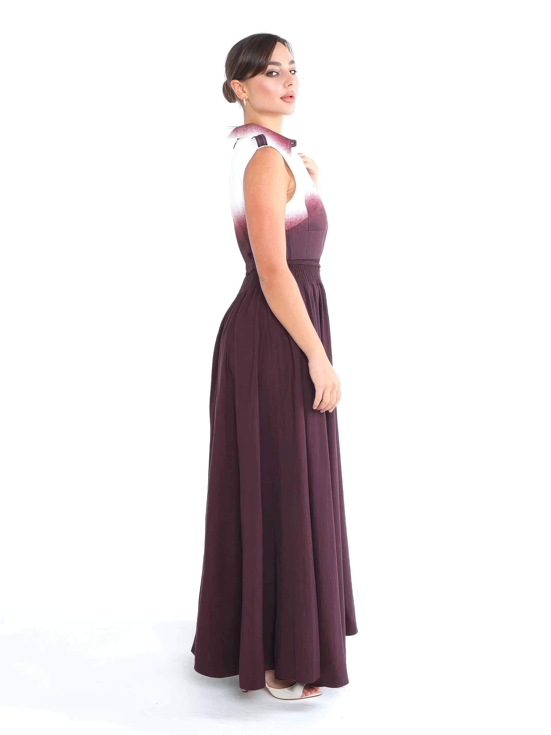 فستان نسائي