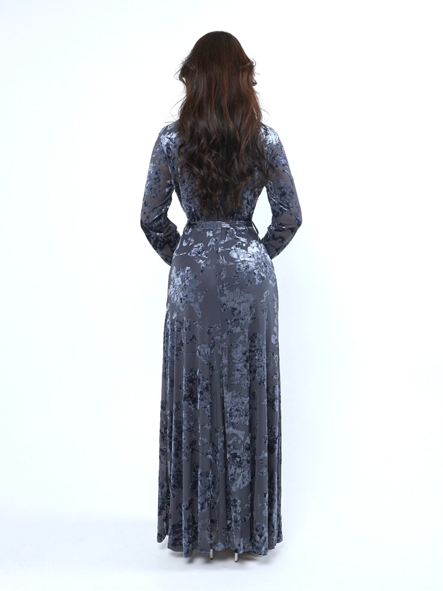 فستان نسائي