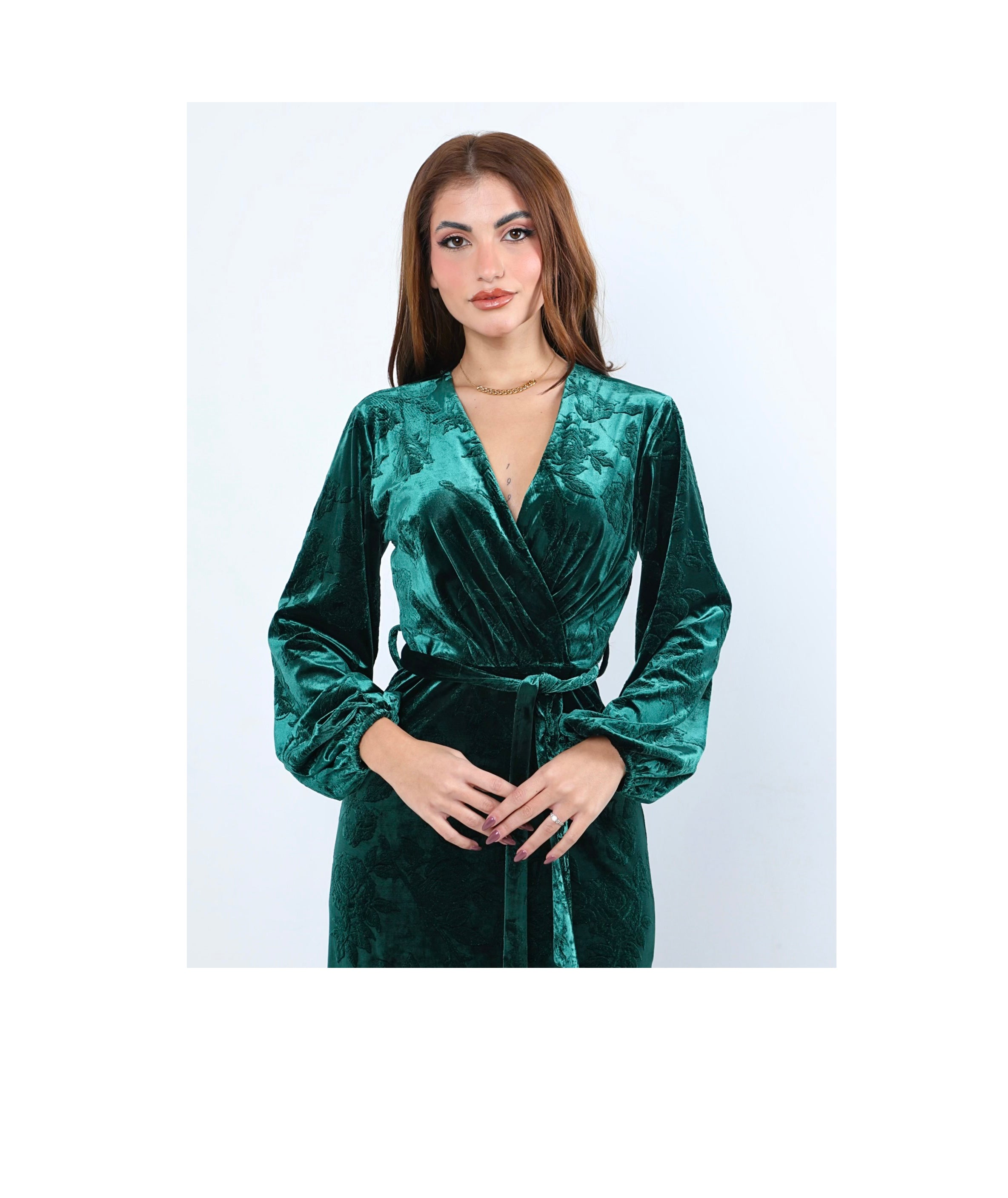 فستان نسائي