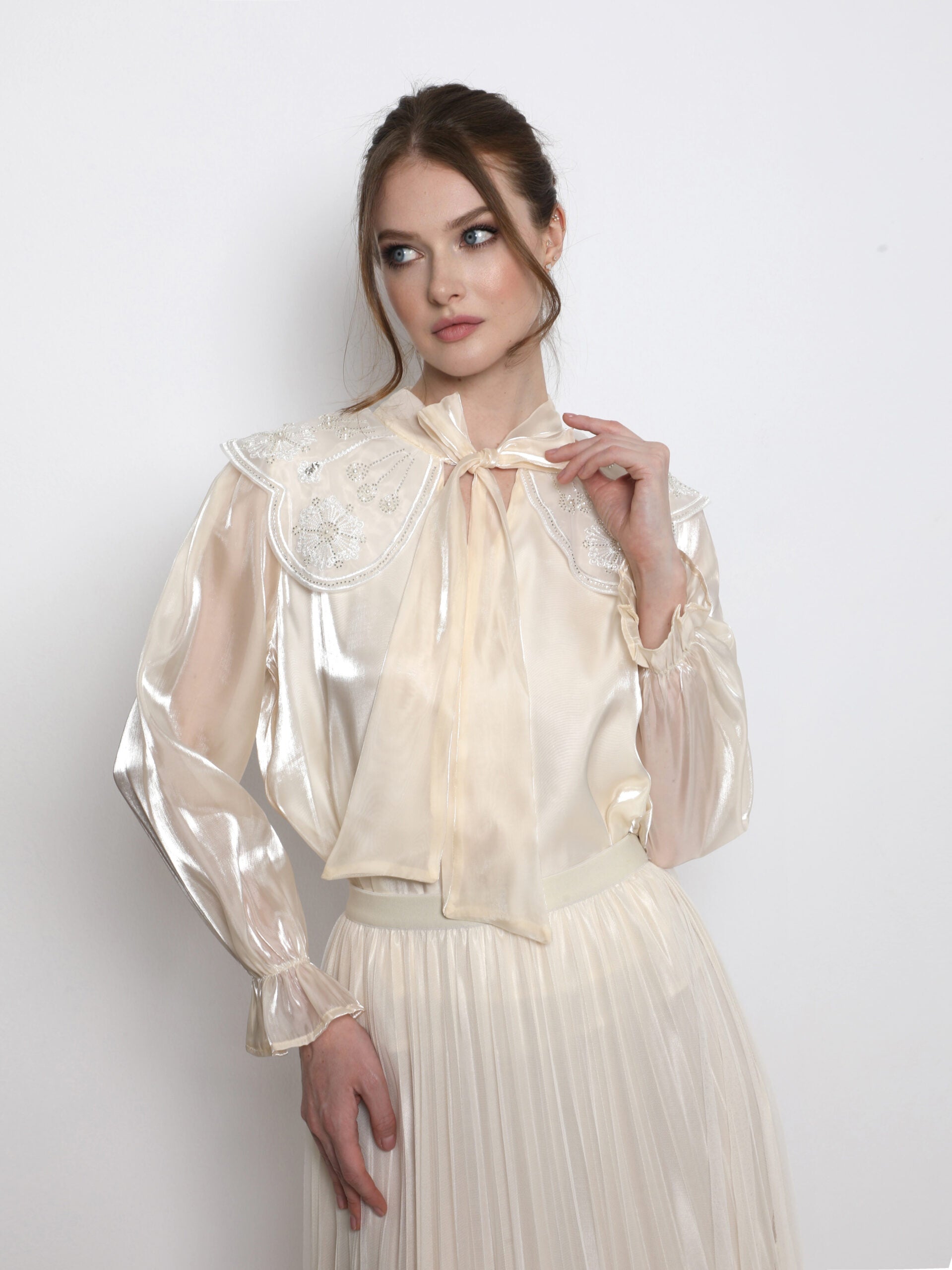 50113 white (1)