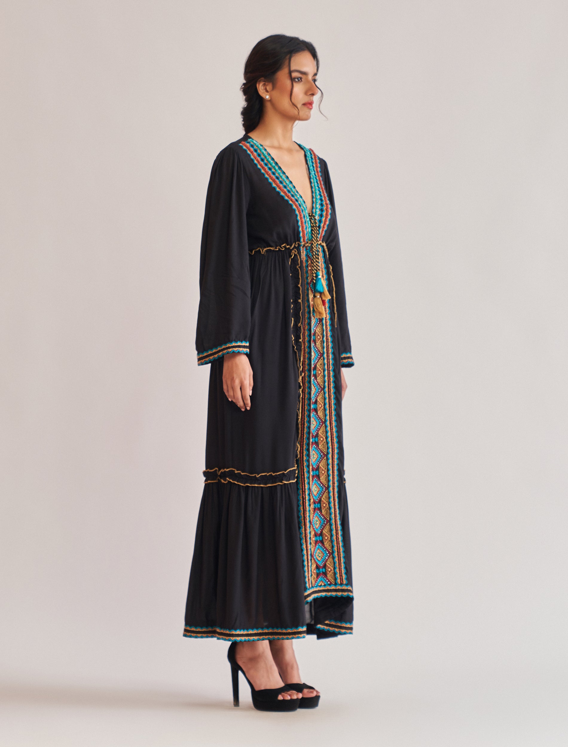 فستان ميرال اسود