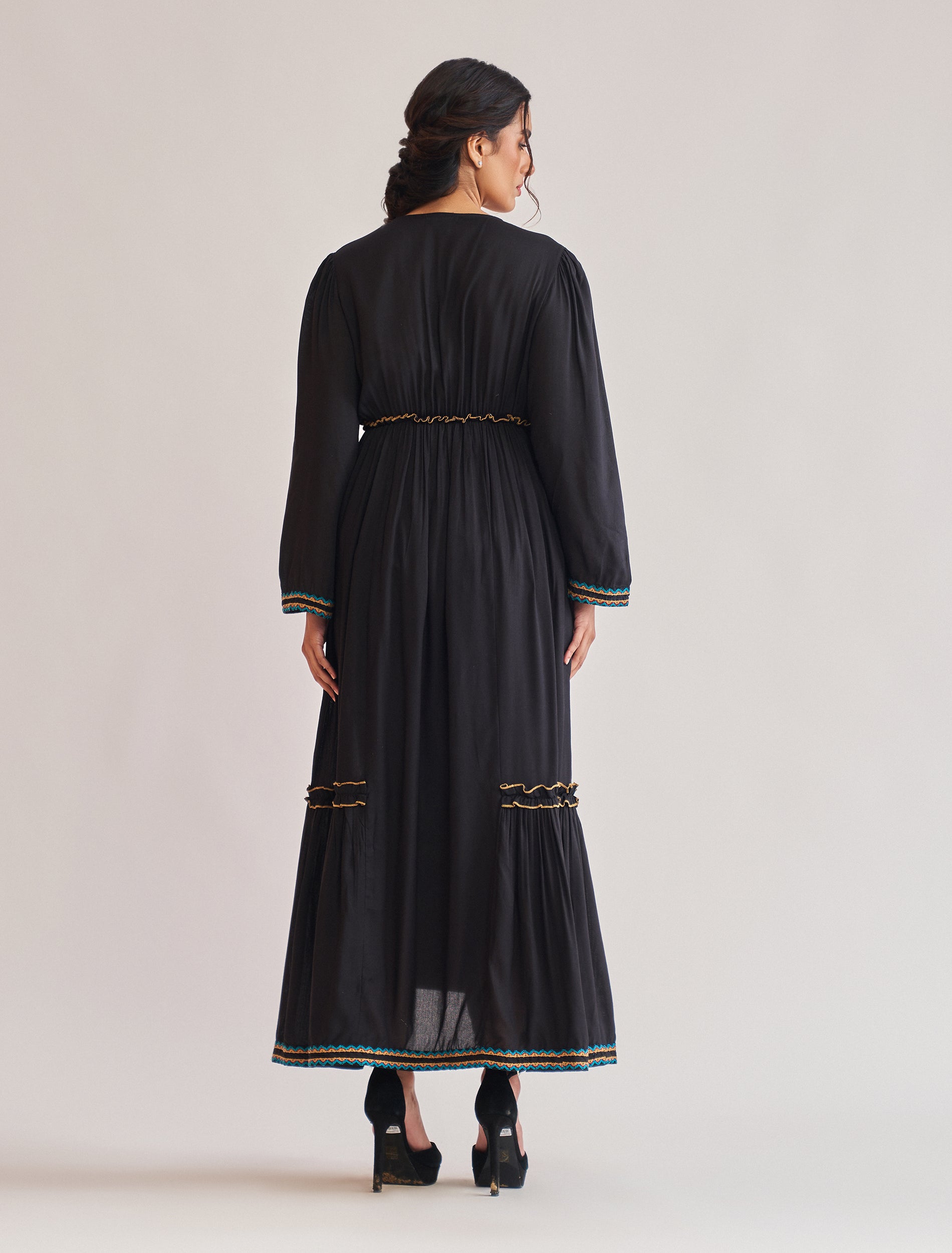 فستان ميرال اسود