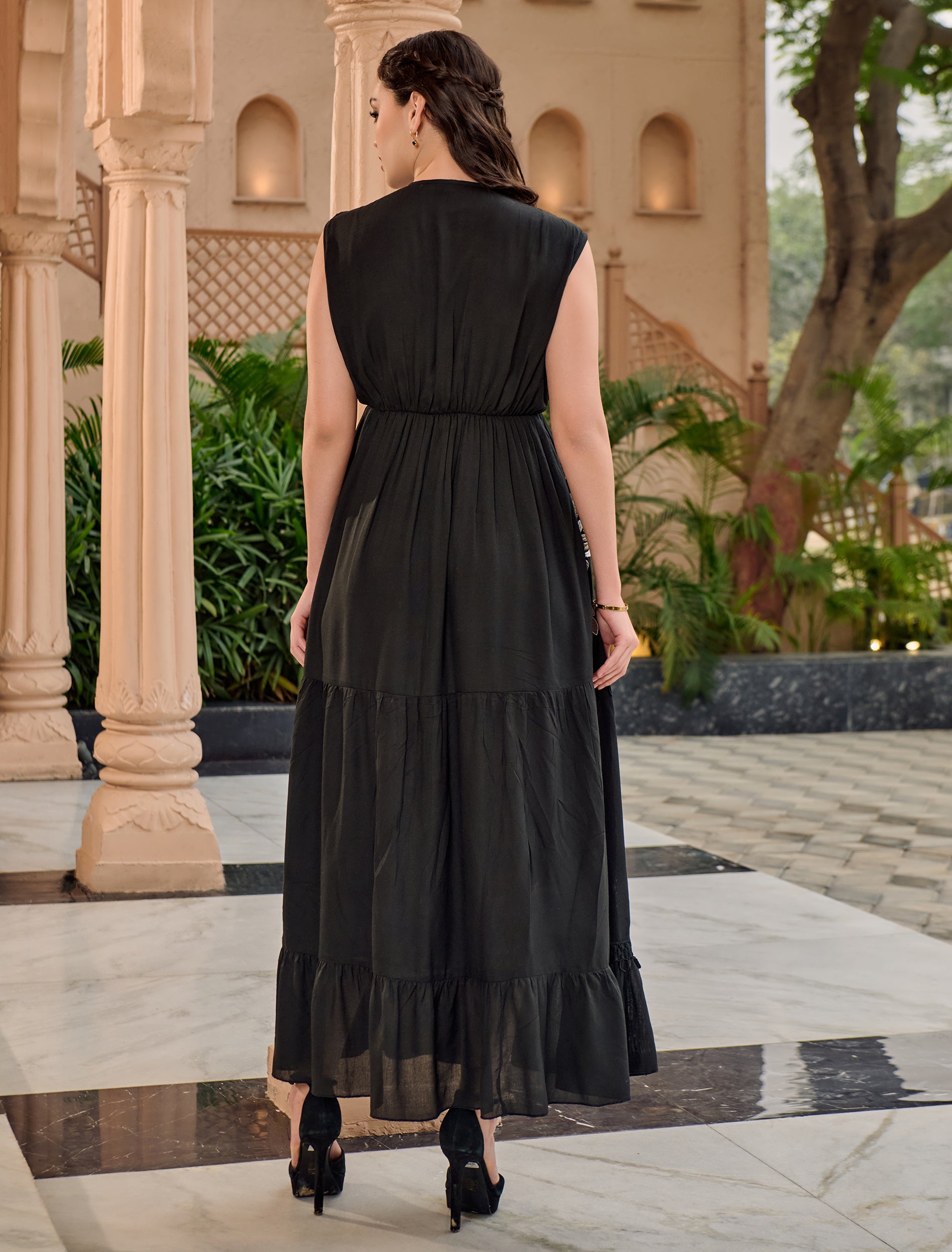 w119 black (4)